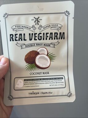 Real Vegifarm Coconut Mask - Hydrating Sheet Mask